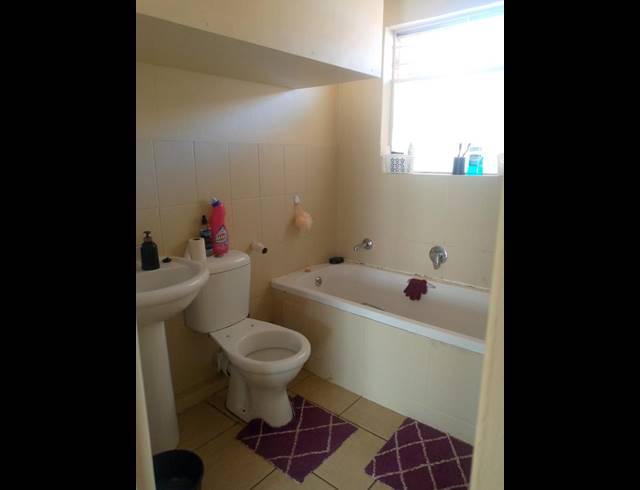 2 BEDROOM APARTMENT FOR SALE IN FLORIDA